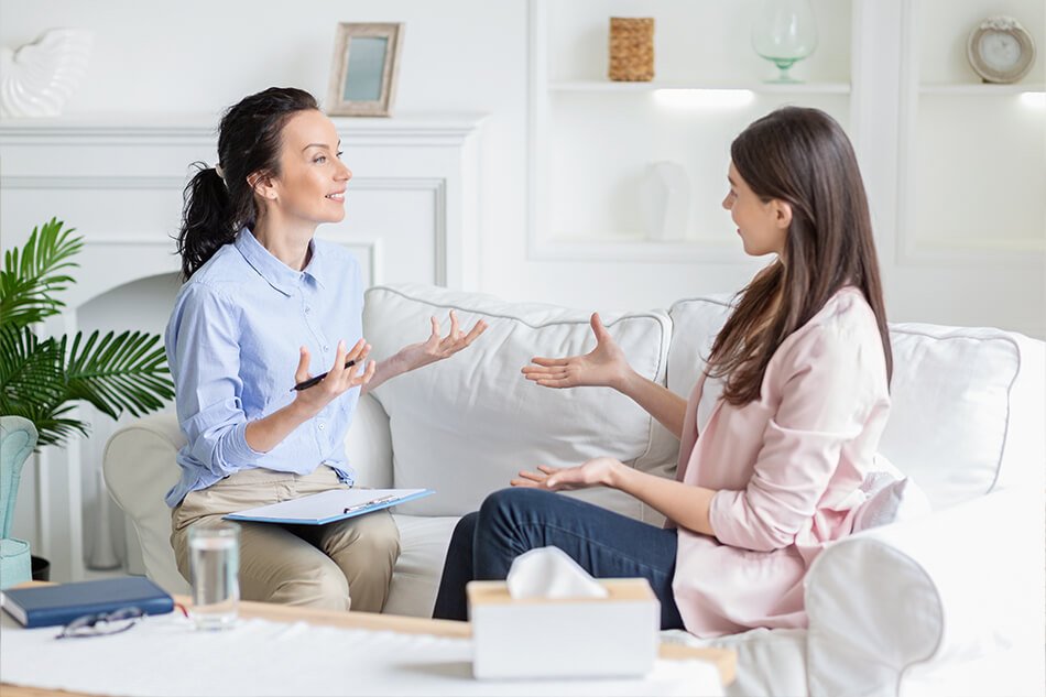 A property investor asking home loan advice from a mortgage broker