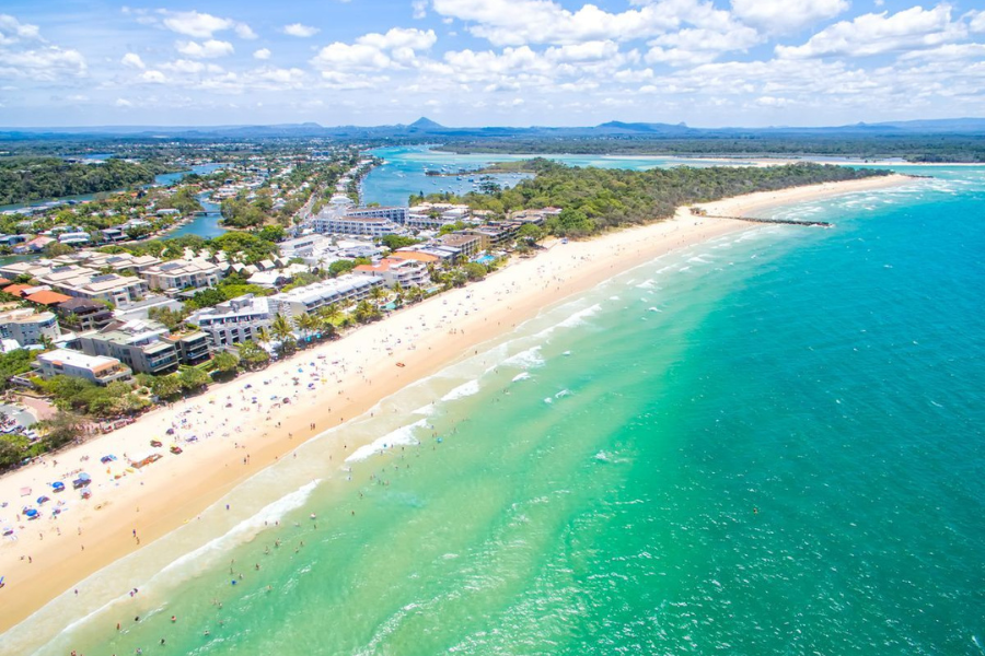 Enchanting turquoise beach at Noosa Heads in the Sunshine Coast, QLD